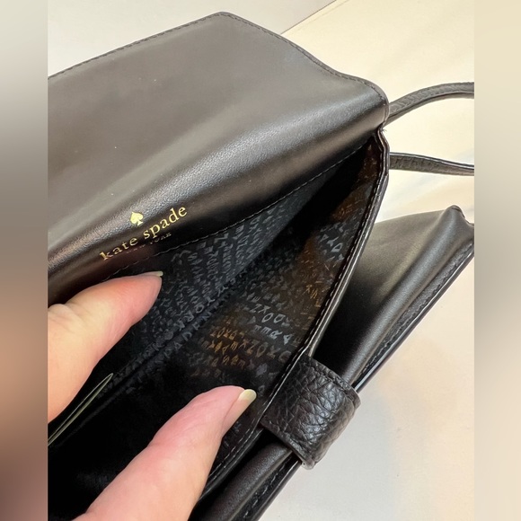 Kate Spade Perforated Envelope Style Crossbody/Wallet Black NWOT - Picture 4 of 7